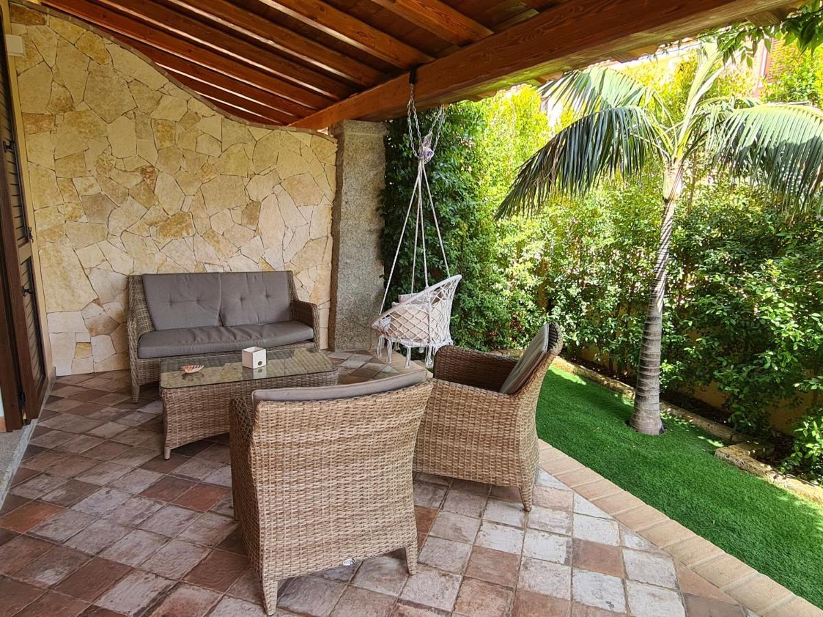 Holiday home Giolet's House